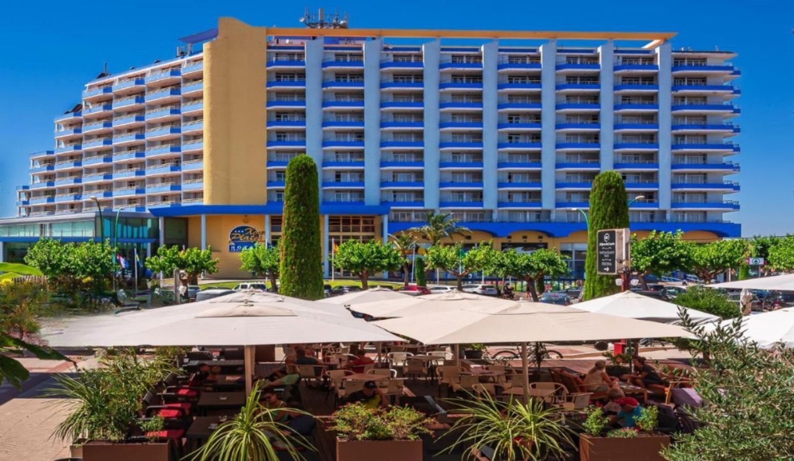 viaje-Gerona-y-sur-de-Francia-mayores-55-años-Hotel Xon´s Platja 3* (Centro urbano)